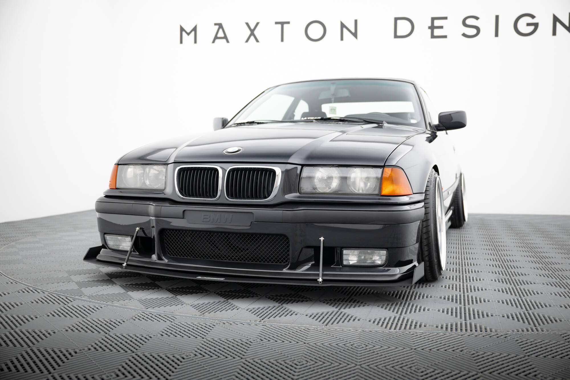 Передний гоночный сплиттер для BMW M3 / 3 M-Pack E36 Coupe MAXTON DESIGN BM-3-36-C-M-CNC-FD1A