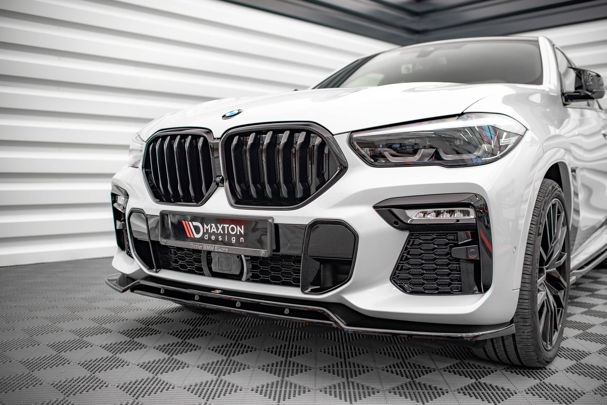 Передний сплиттер V.2 BMW X6 M-Pack G06 MAXTON DESIGN BM-X6-06-MPACK-FD2G+FD2RG