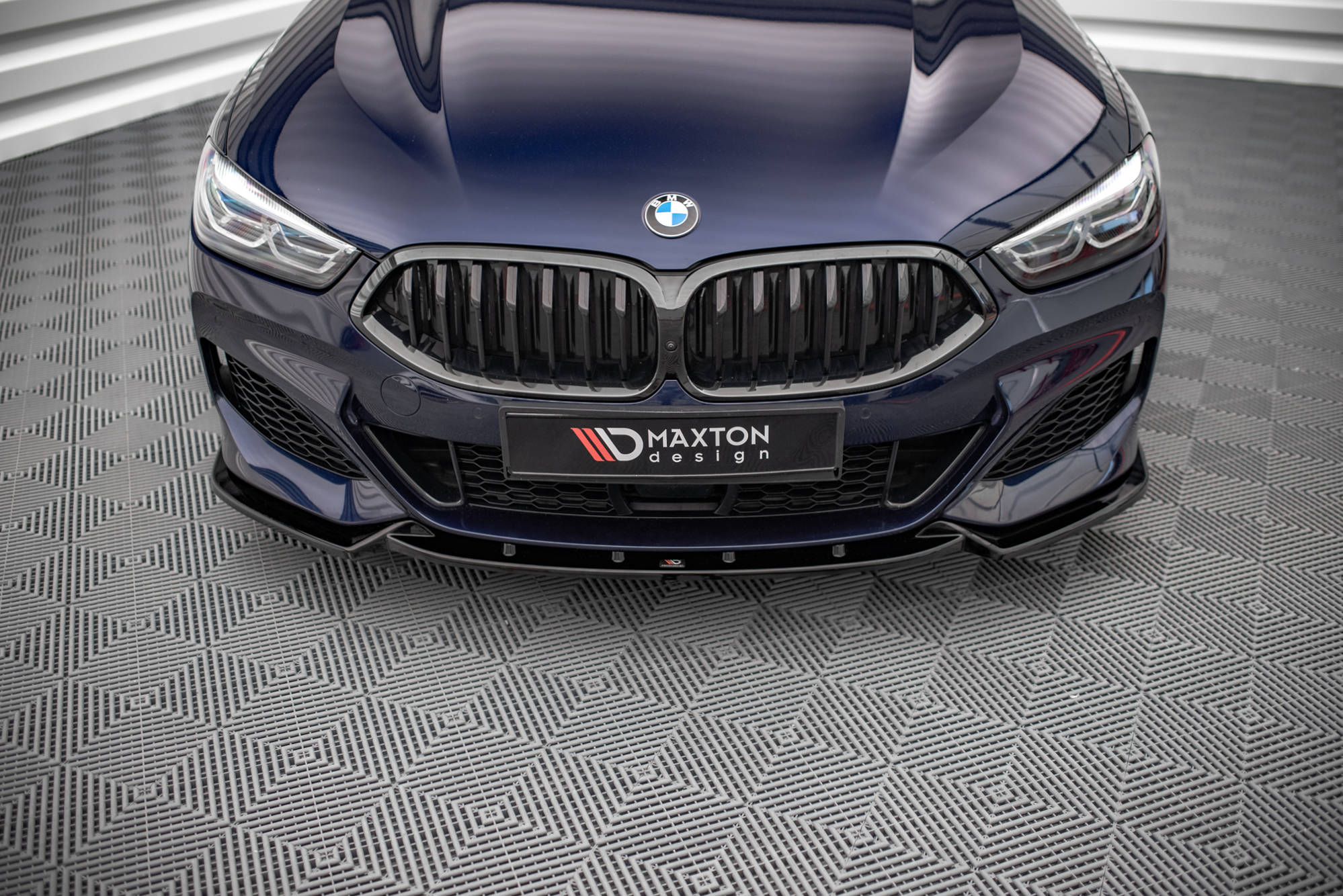 Передний сплиттер V.3 для BMW 8 Coupe G15 / 8 Gran Coupe M-pack G16 MAXTON DESIGN BM-M850-G15-FD3G