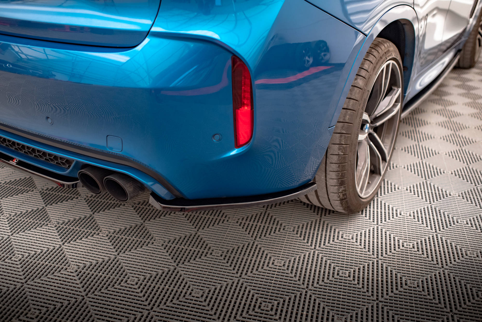 Задние боковые спойлеры BMW X6 M F86 MAXTON DESIGN BM-X6-F86-M-RSD1G