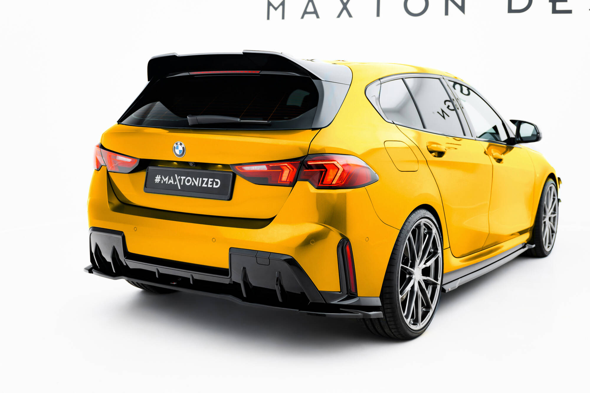 Задний сплиттер BMW 1 M-Pack F70 MAXTON DESIGN BM-1-70-MPACK-RD1G