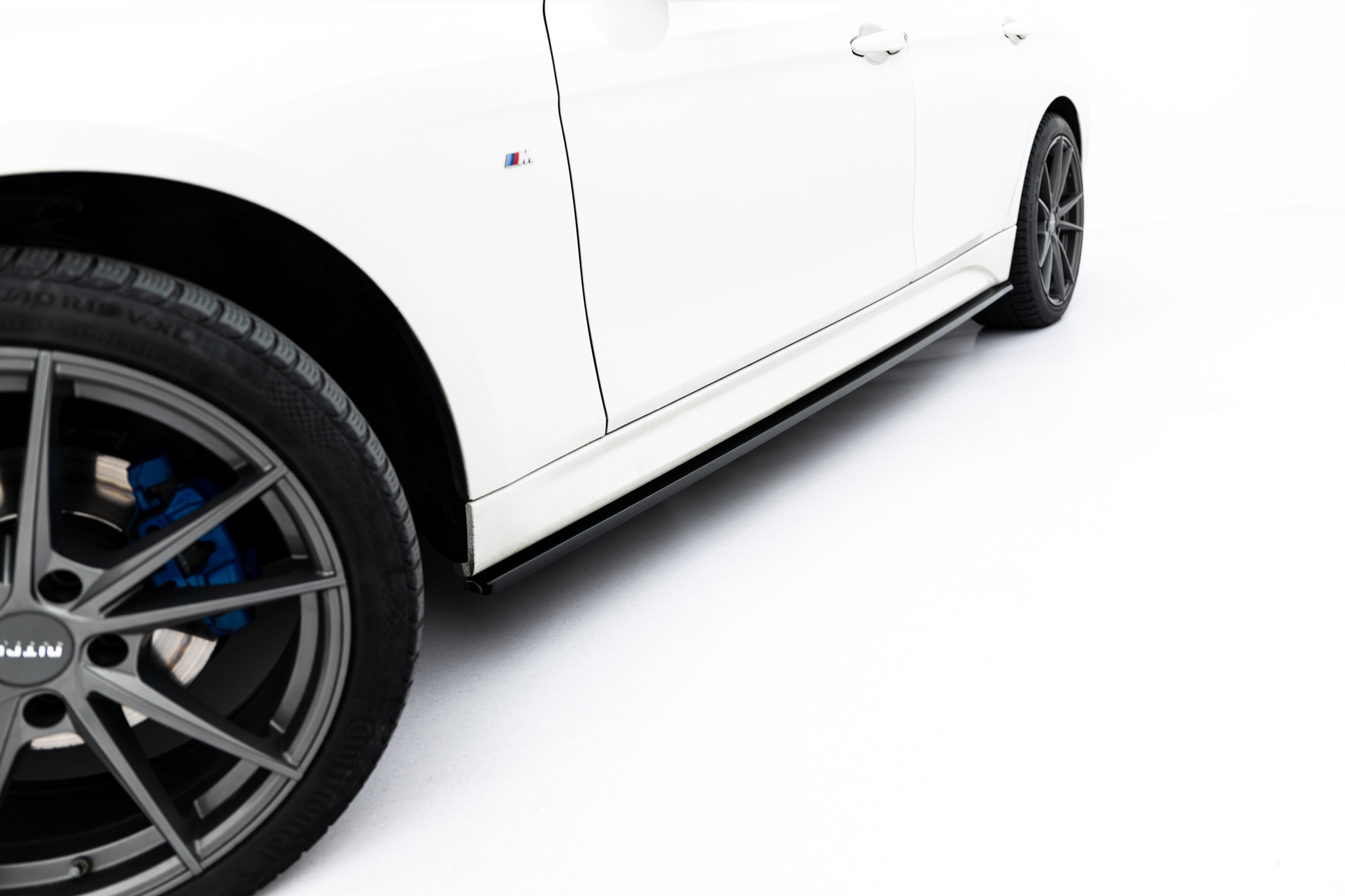 Боковые пороги и диффузоры BMW 3 M-Pack F30 / F30 Facelift MAXTON DESIGN BM-3-F30F-MPACK-SD1G